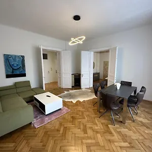 https://artliving-apartment-top-3-self-check-in.graz-austria-hotels.com